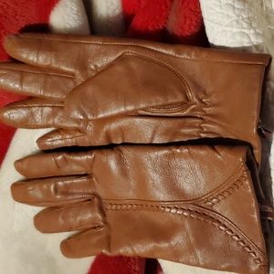 Etienne aigner leather driving gloves